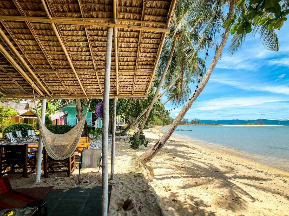 Colorful Hut Hotel Ko Pha Ngan Bagian luar foto